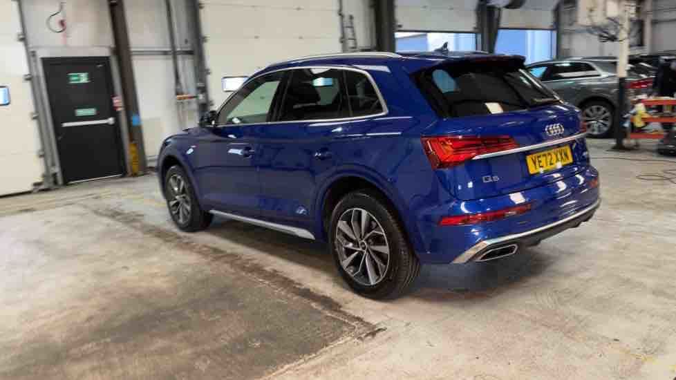 More views of Audi Q5