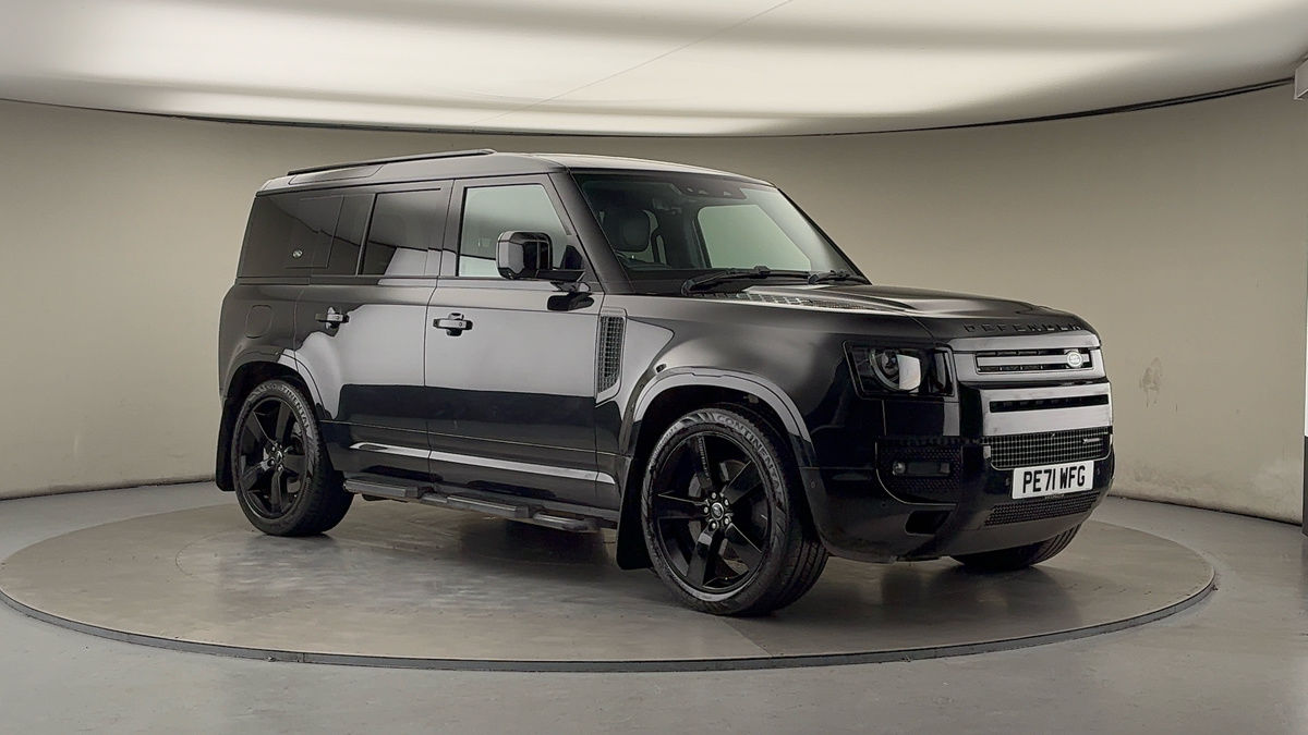 More views of Land Rover Defender 110