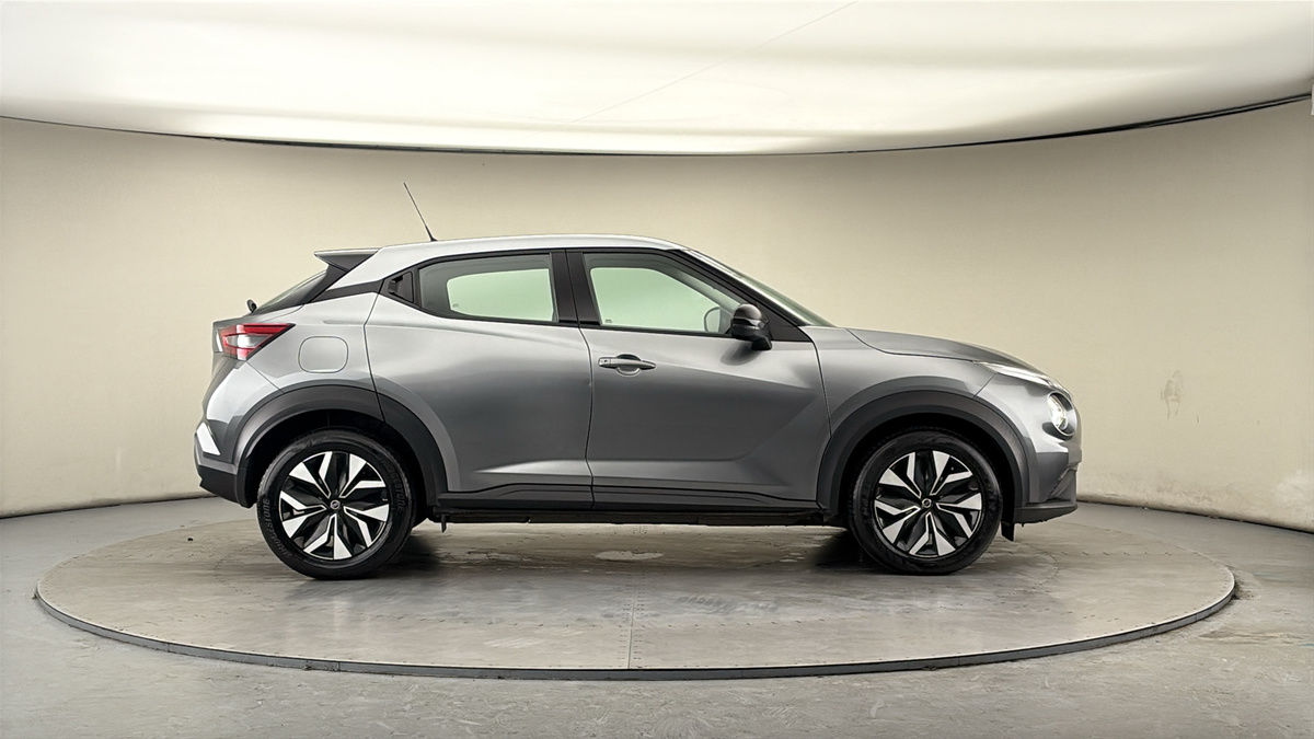 Nissan Juke Image 16
