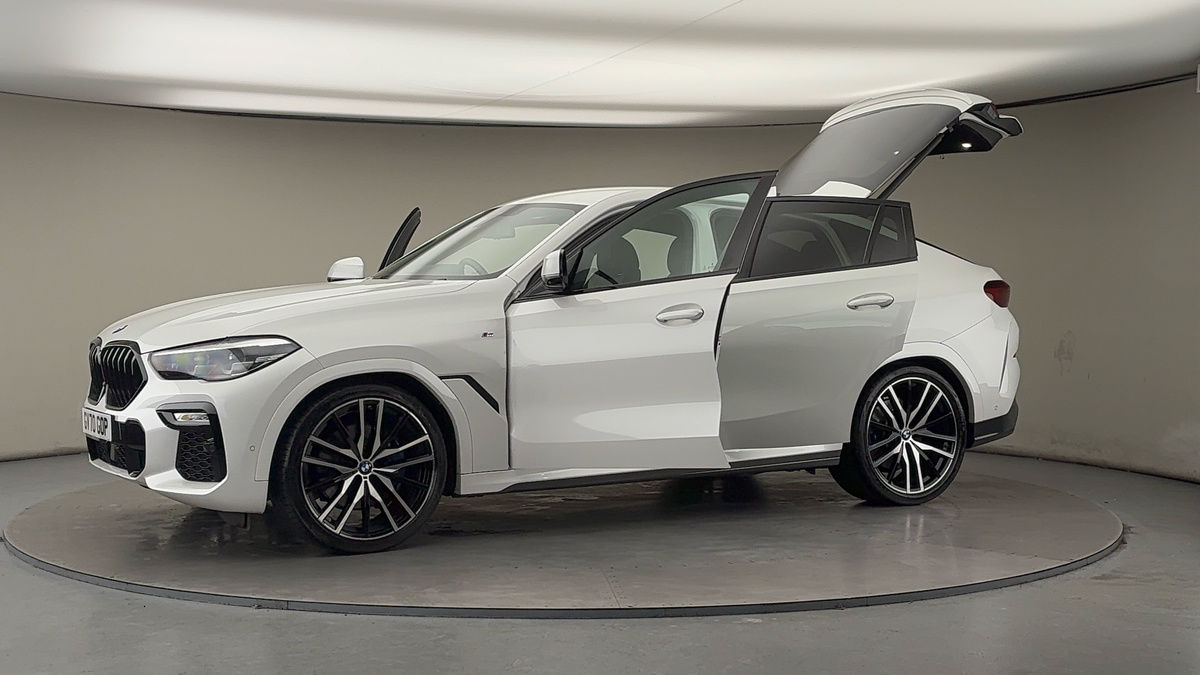 More views of BMW X6