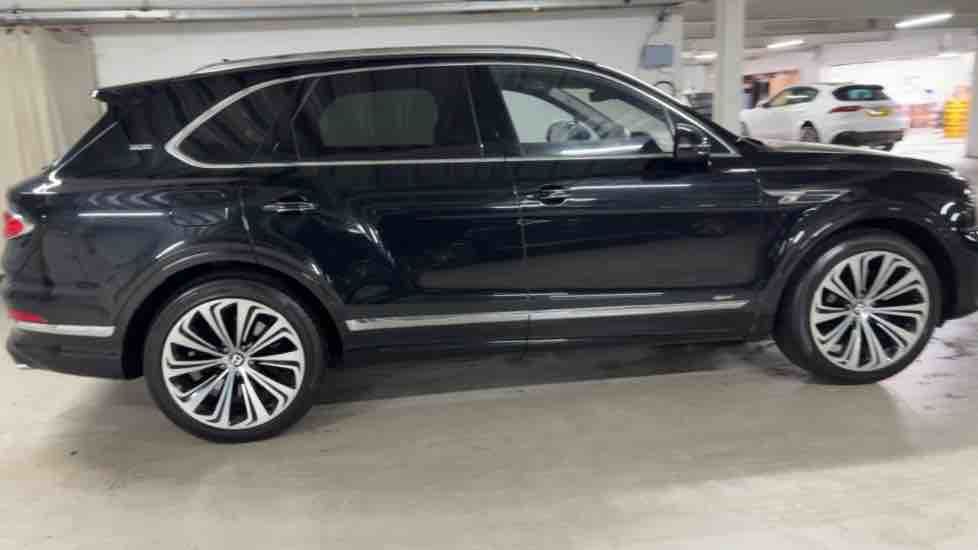 More views of Bentley Bentayga