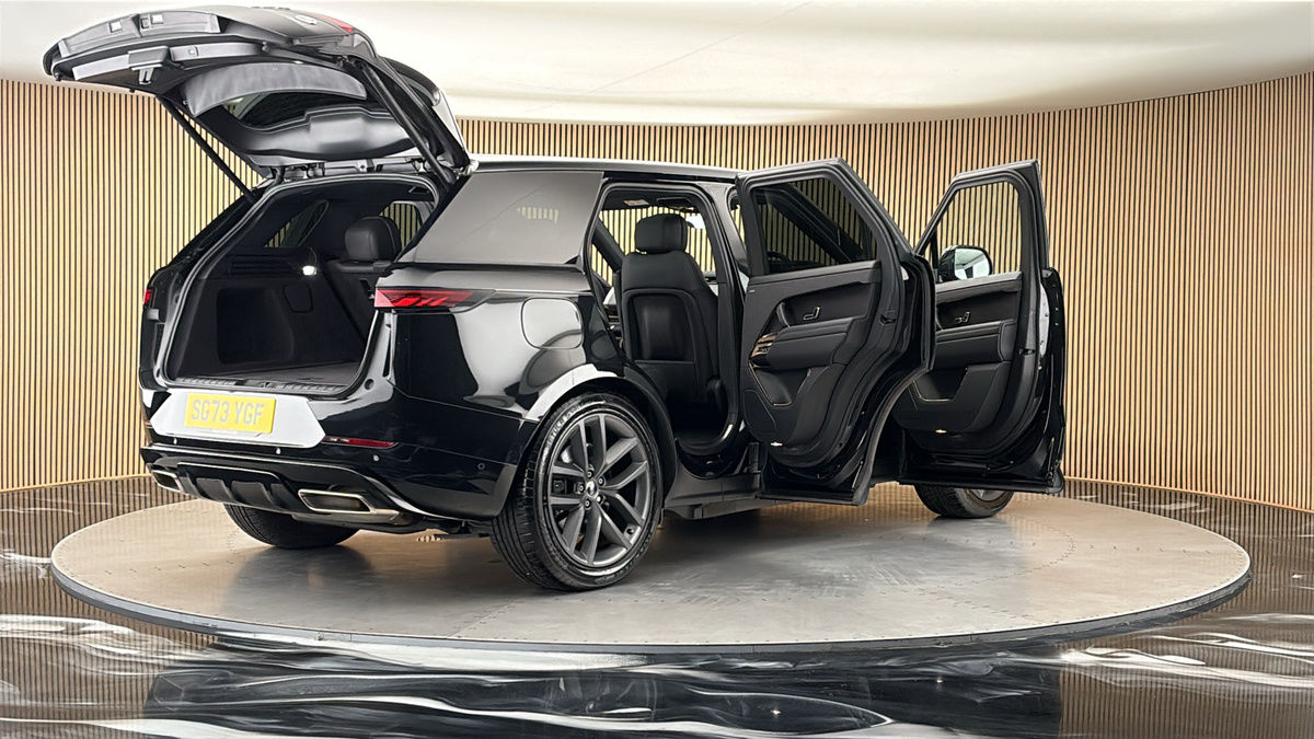 More views of Land Rover Range Rover Sport
