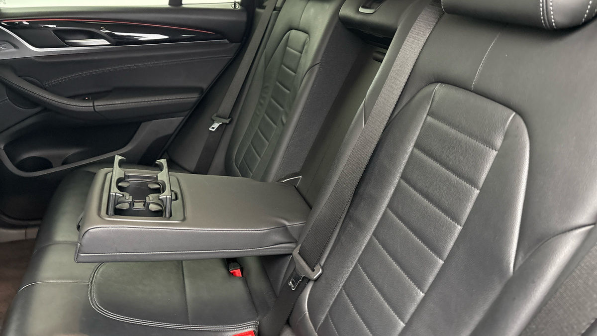 BMW X3 Image 9