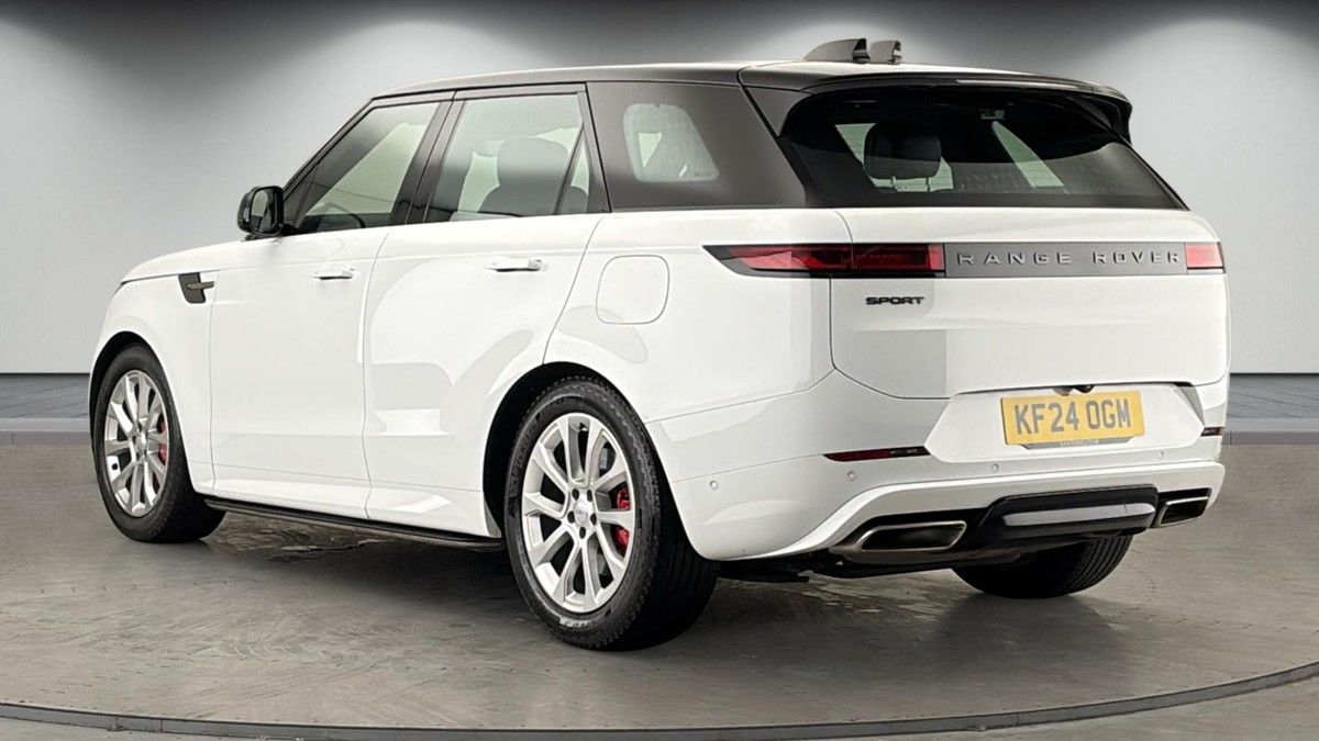 Land Rover Range Rover Sport Image 2