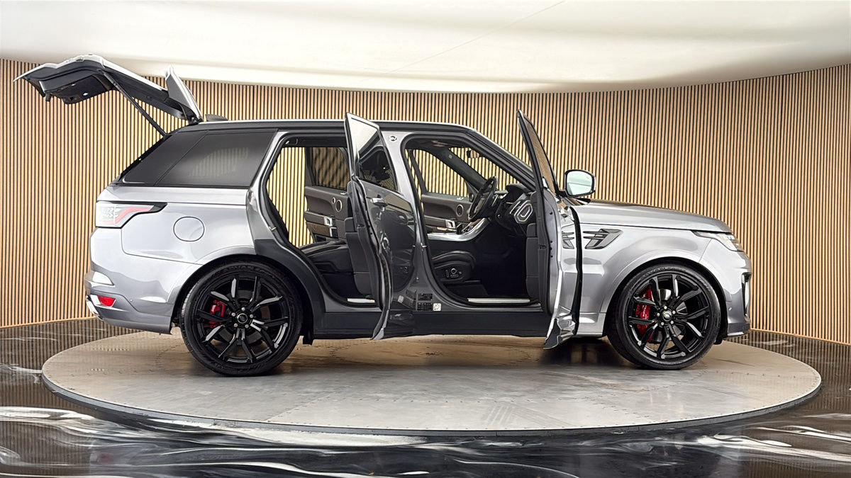 More views of Land Rover Range Rover Sport