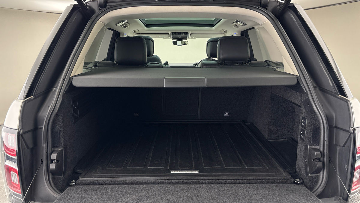 Land Rover Range Rover Image 11