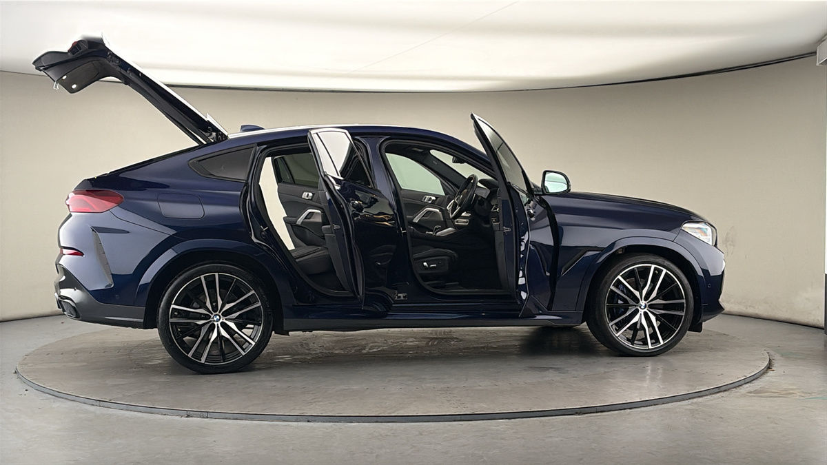 More views of BMW X6