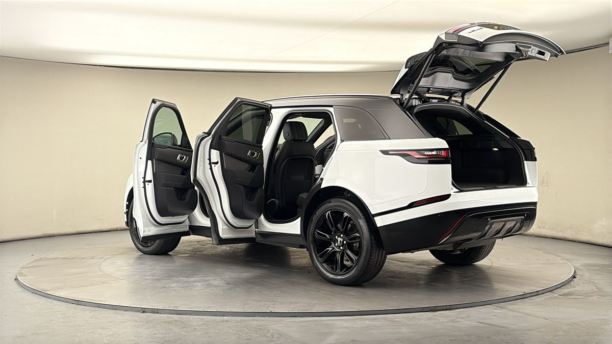 More views of Land Rover Range Rover Velar