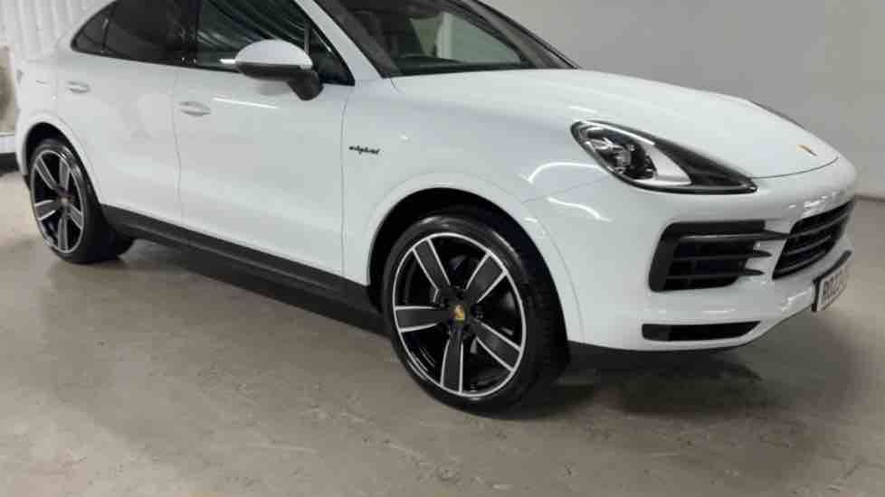More views of Porsche Cayenne