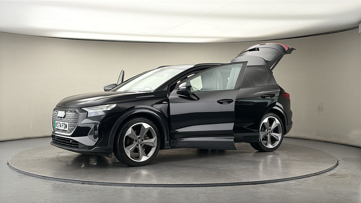 More views of Audi Q4 e-tron