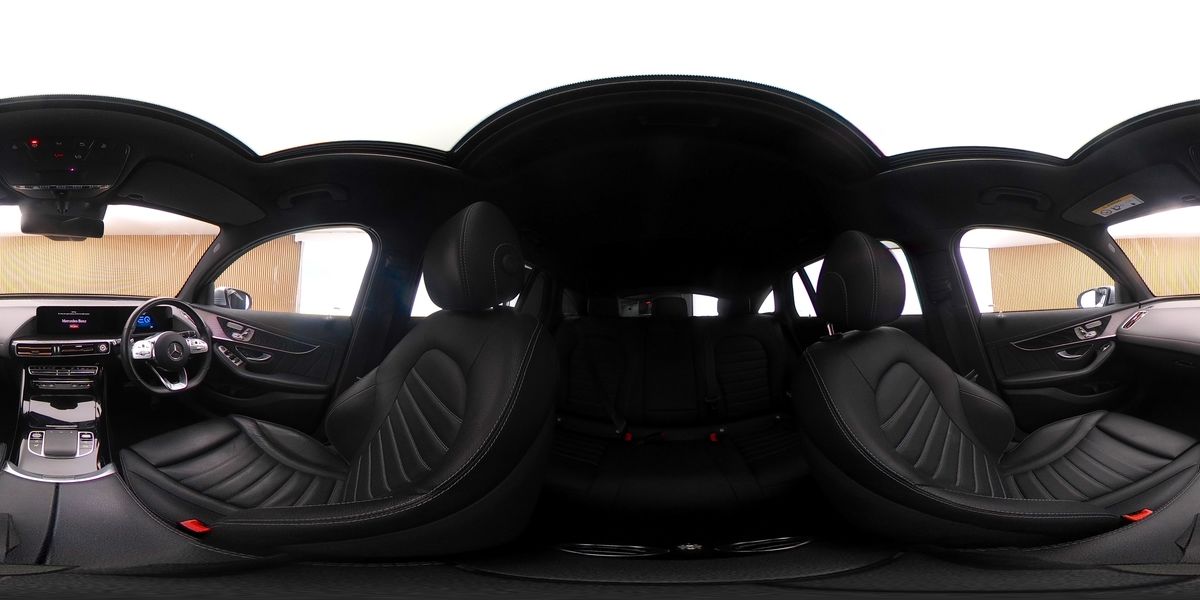 More views of Mercedes-Benz EQC