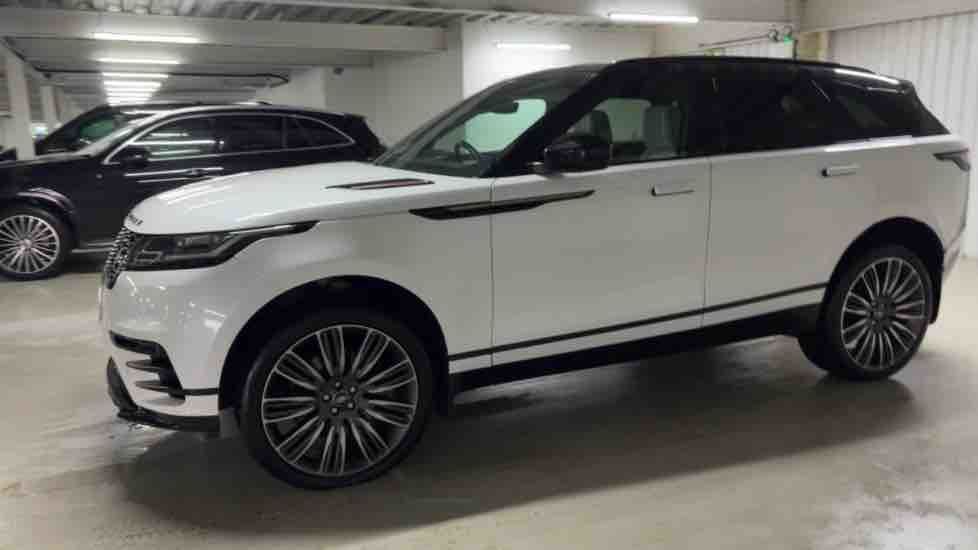 More views of Land Rover Range Rover Velar