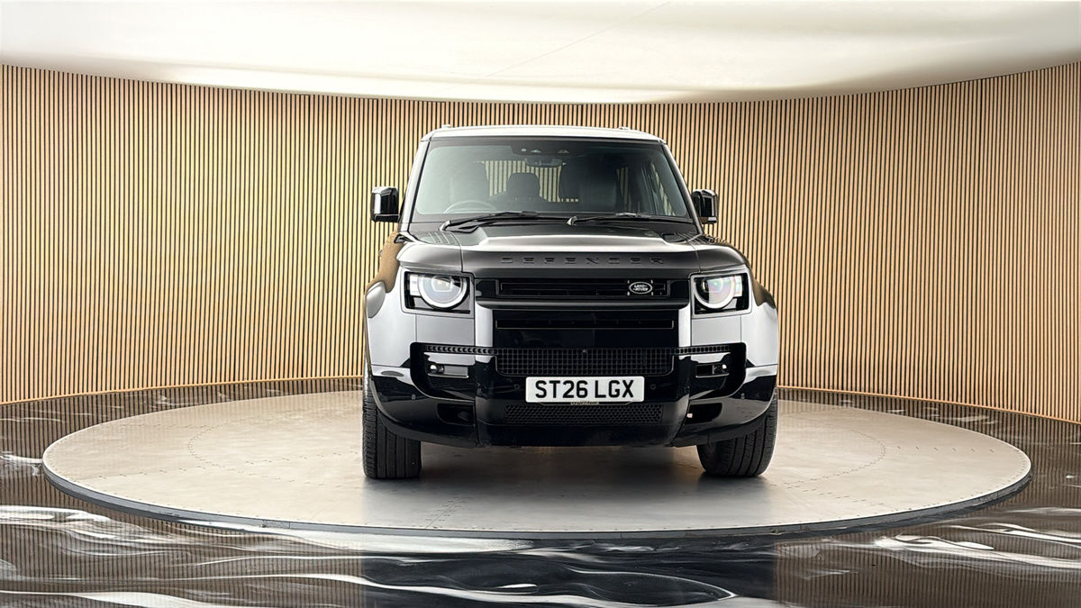 More views of Land Rover Defender 90