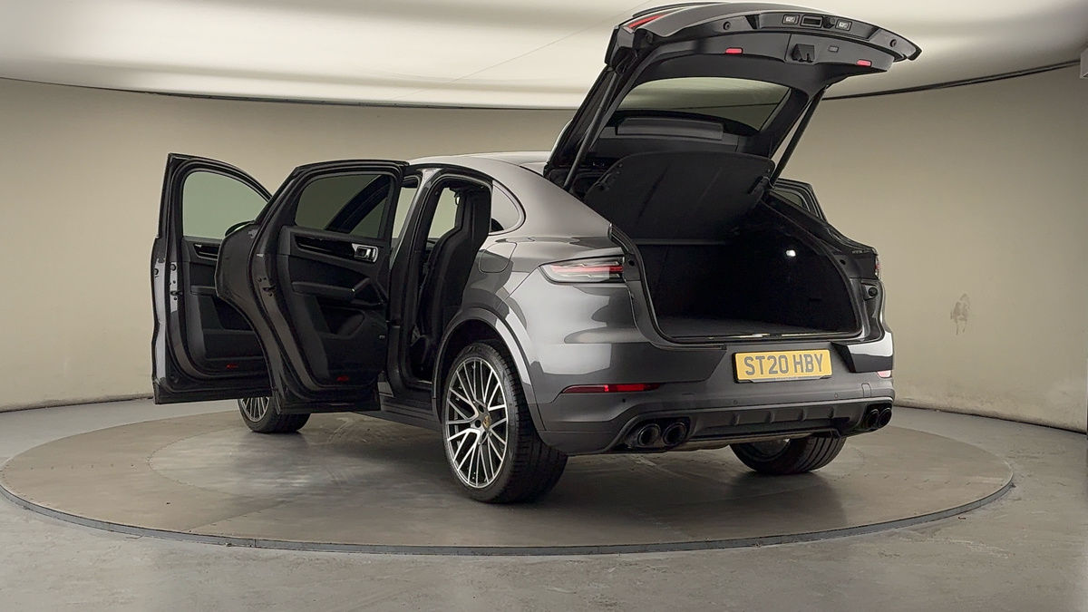 Porsche Cayenne Image 23