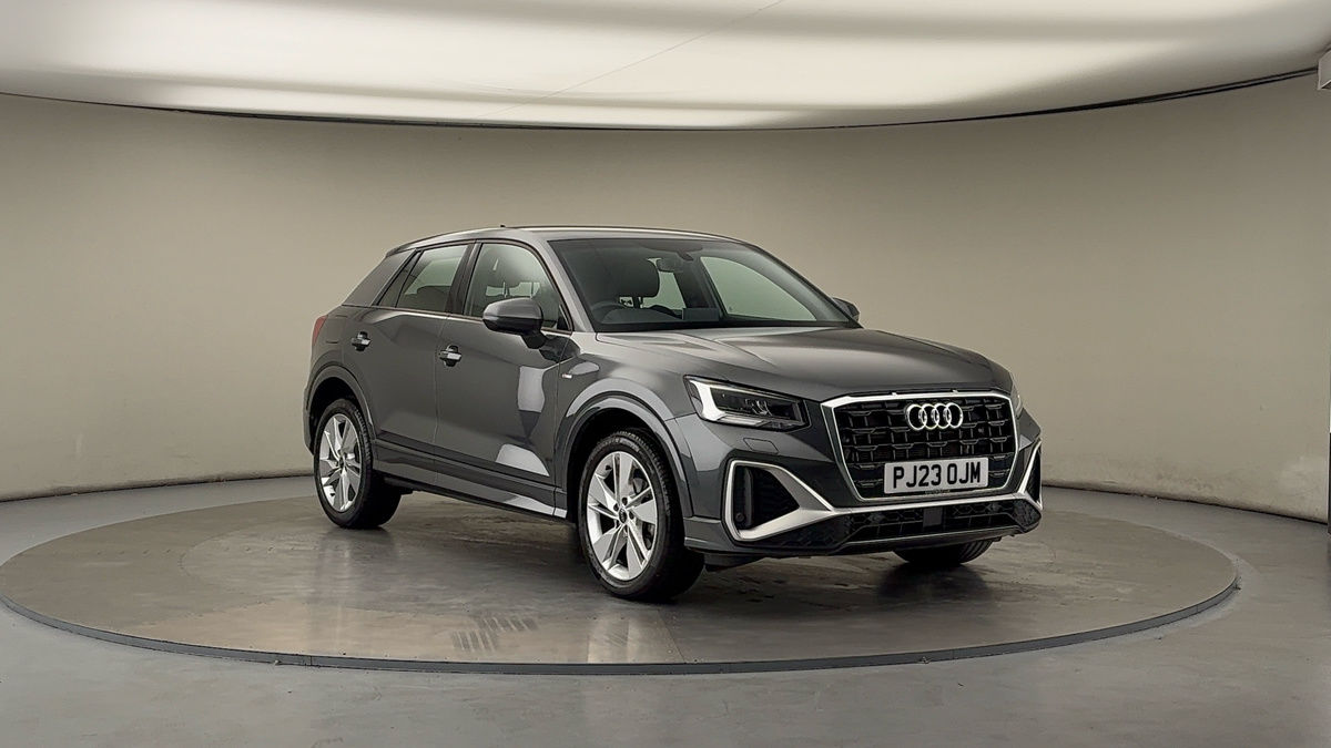 Audi Q2 Sticky Header Image