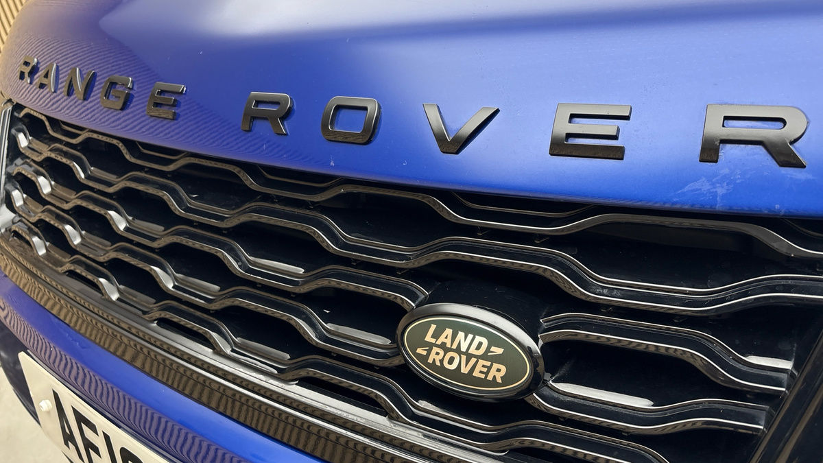 Land Rover Range Rover Sport Image 24
