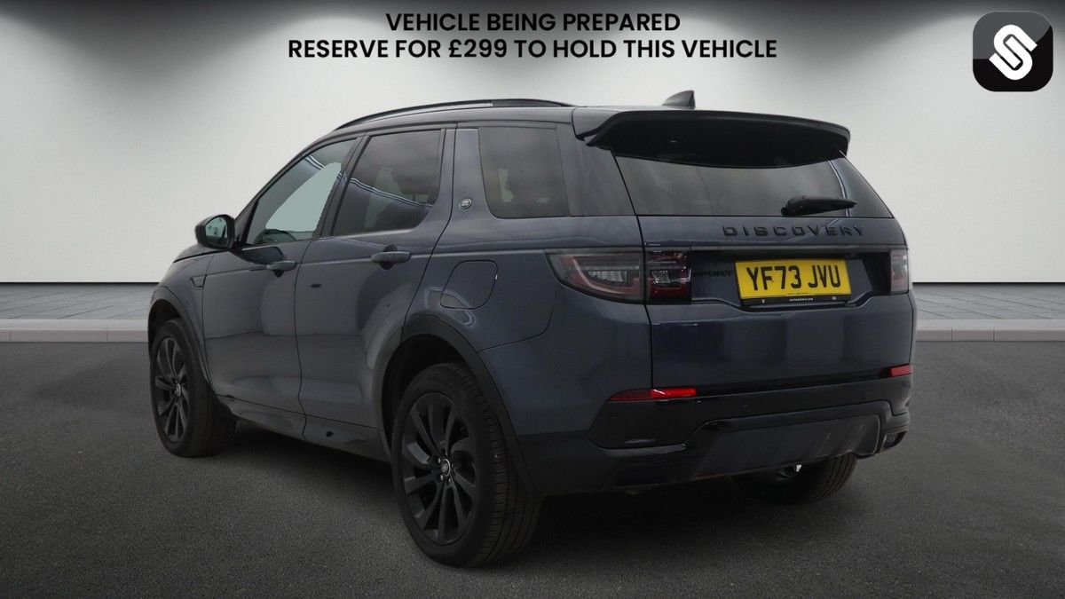 Land Rover Discovery Sport Image 3
