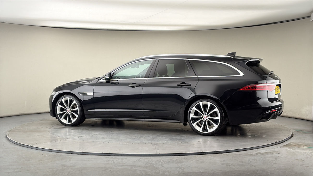More views of Jaguar XF