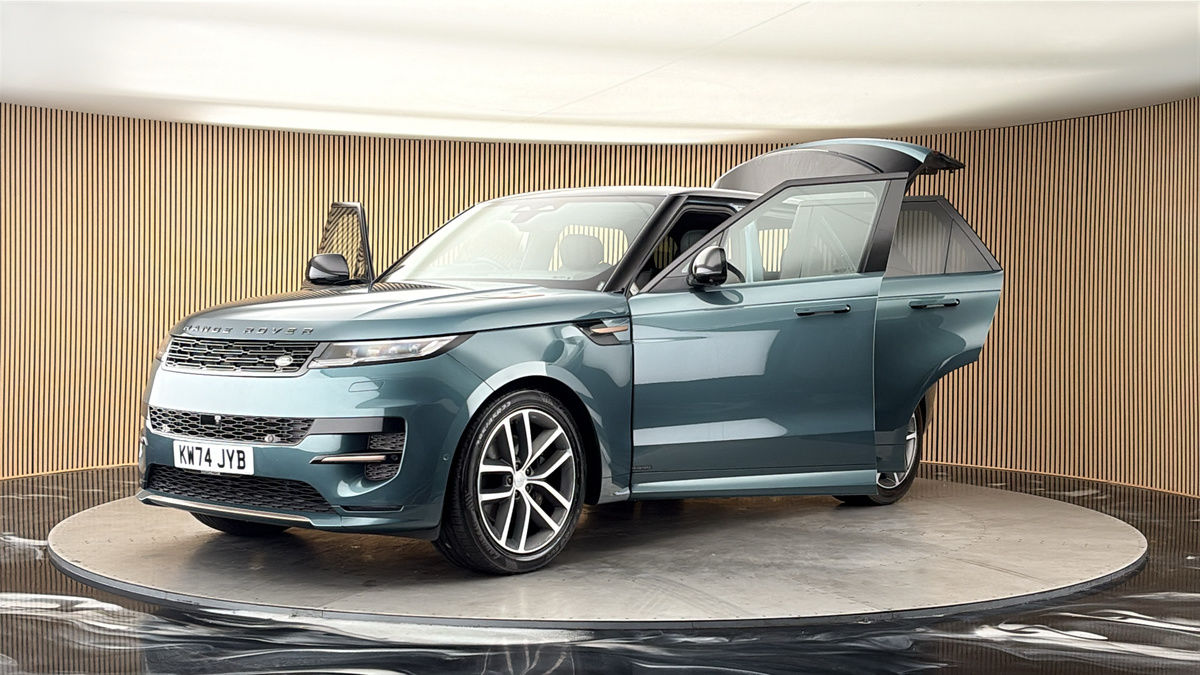 More views of Land Rover Range Rover Sport