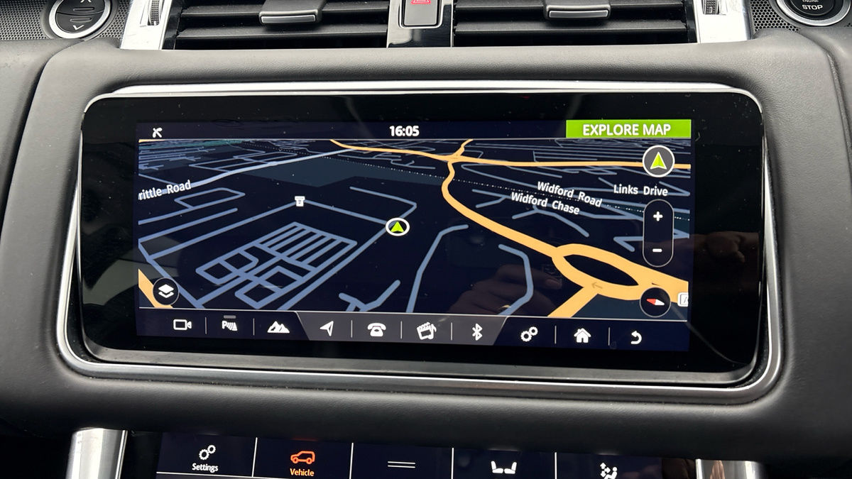 Land Rover Range Rover Sport Image 17