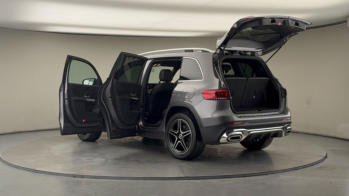 More views of Mercedes-Benz GLB