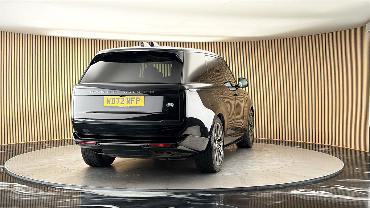 More views of Land Rover Range Rover