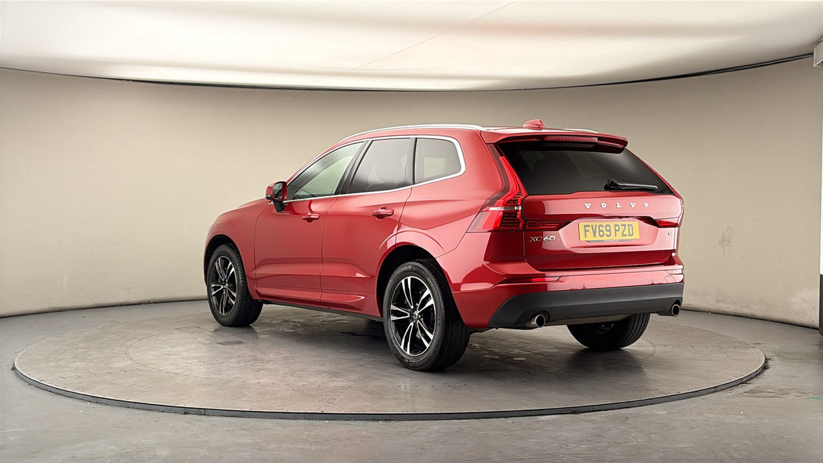 Volvo XC60 Image 2