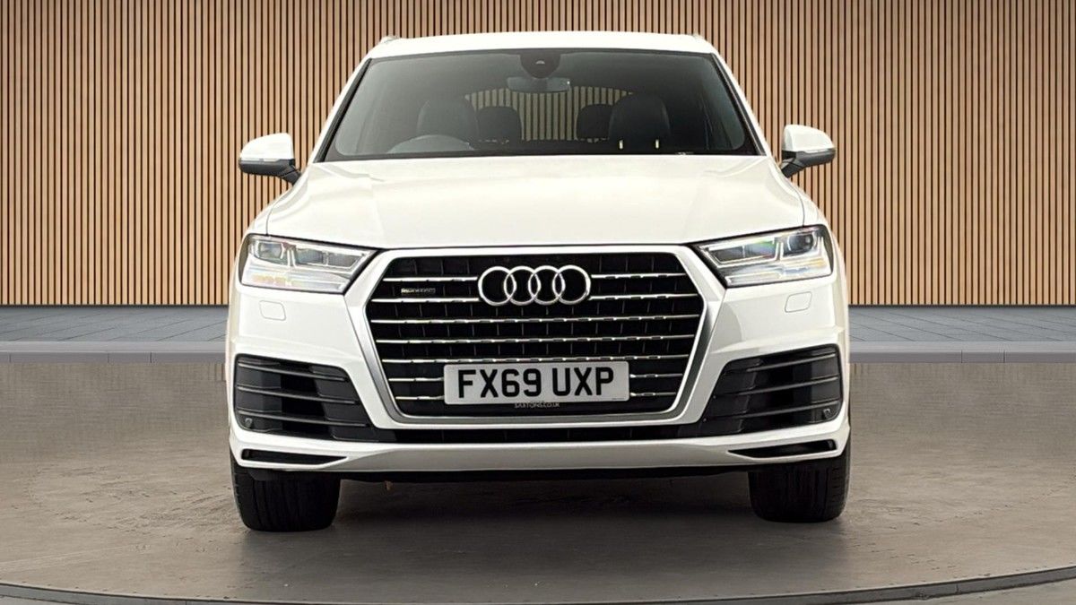 Audi Q7 Image 3
