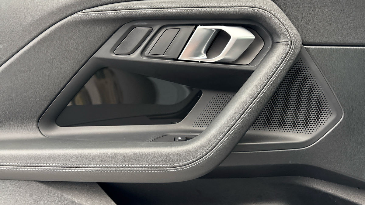 BMW 2 Series Image 19