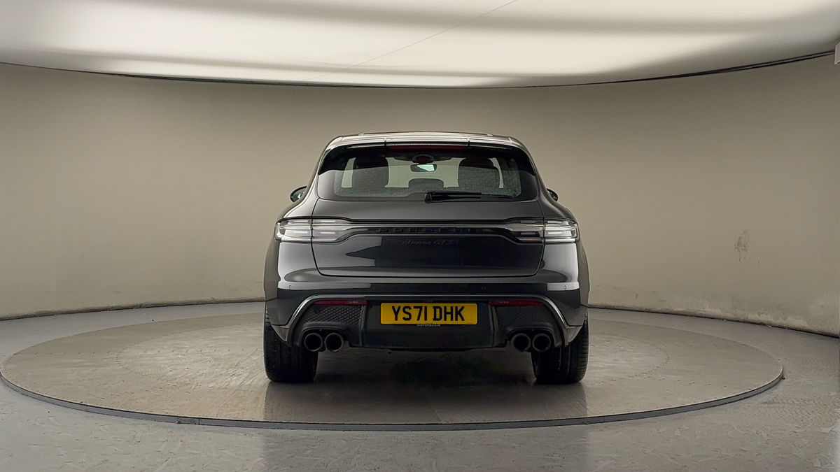 Porsche Macan Image 4