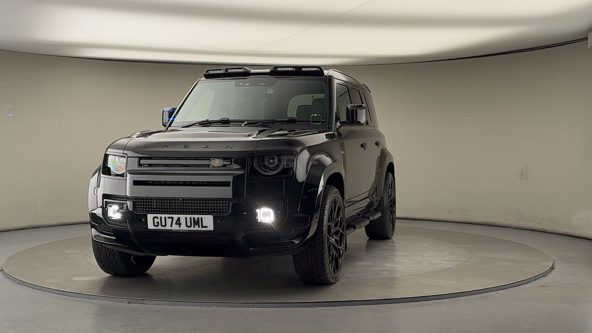 More views of Land Rover Defender 110