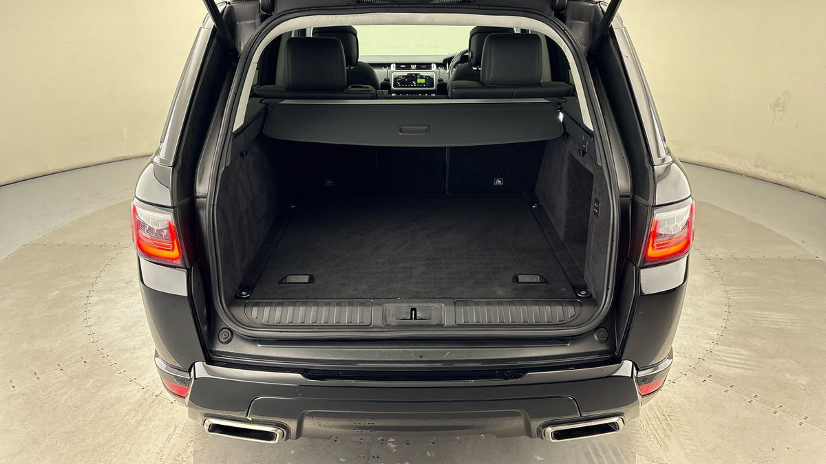Land Rover Range Rover Sport Image 11