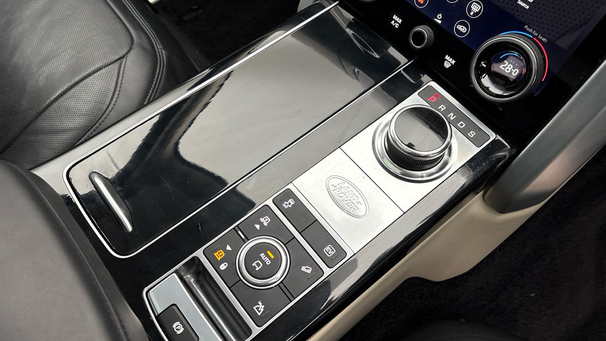 Land Rover Range Rover Image 9