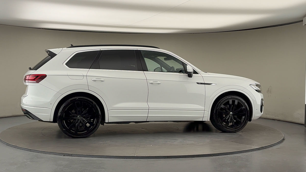 More views of Volkswagen Touareg