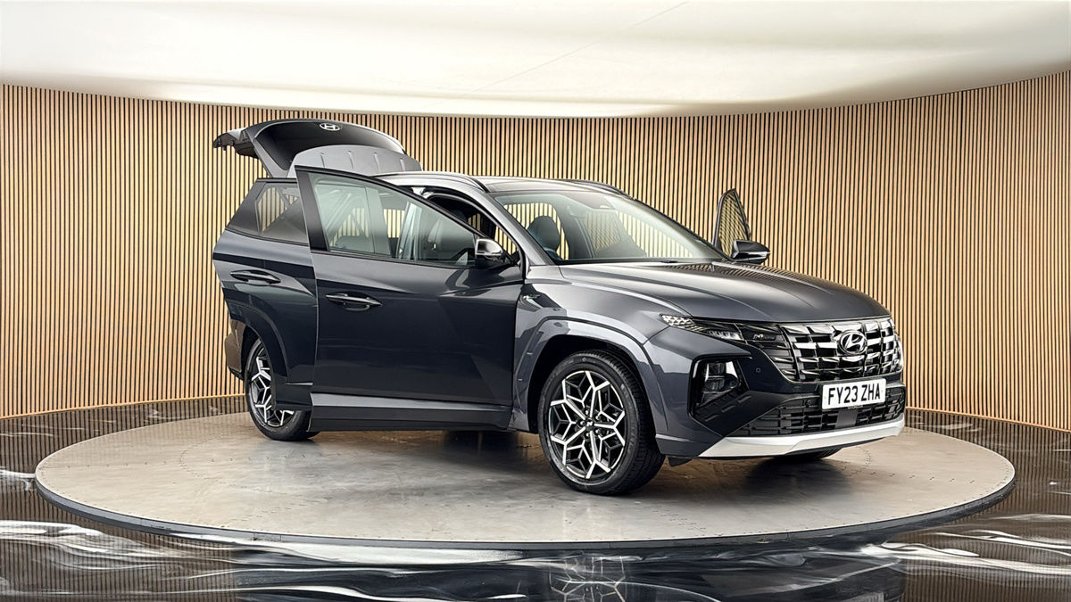 More views of Hyundai TUCSON