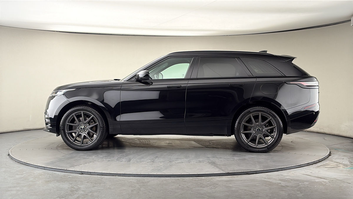 More views of Land Rover Range Rover Velar