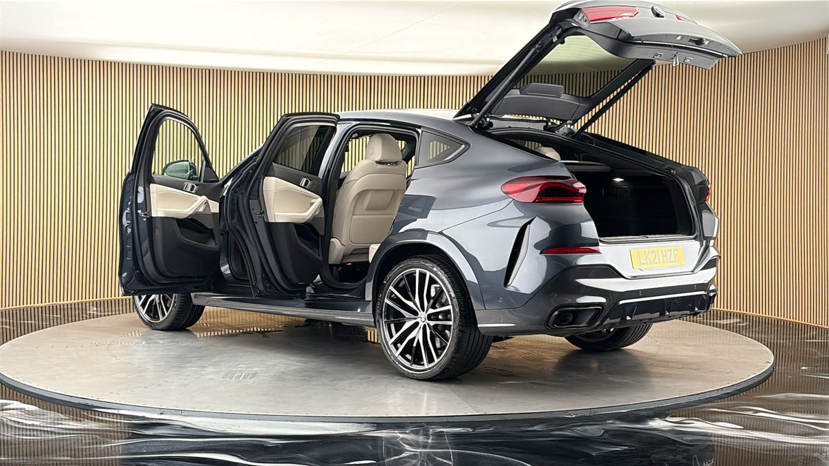 More views of BMW X6