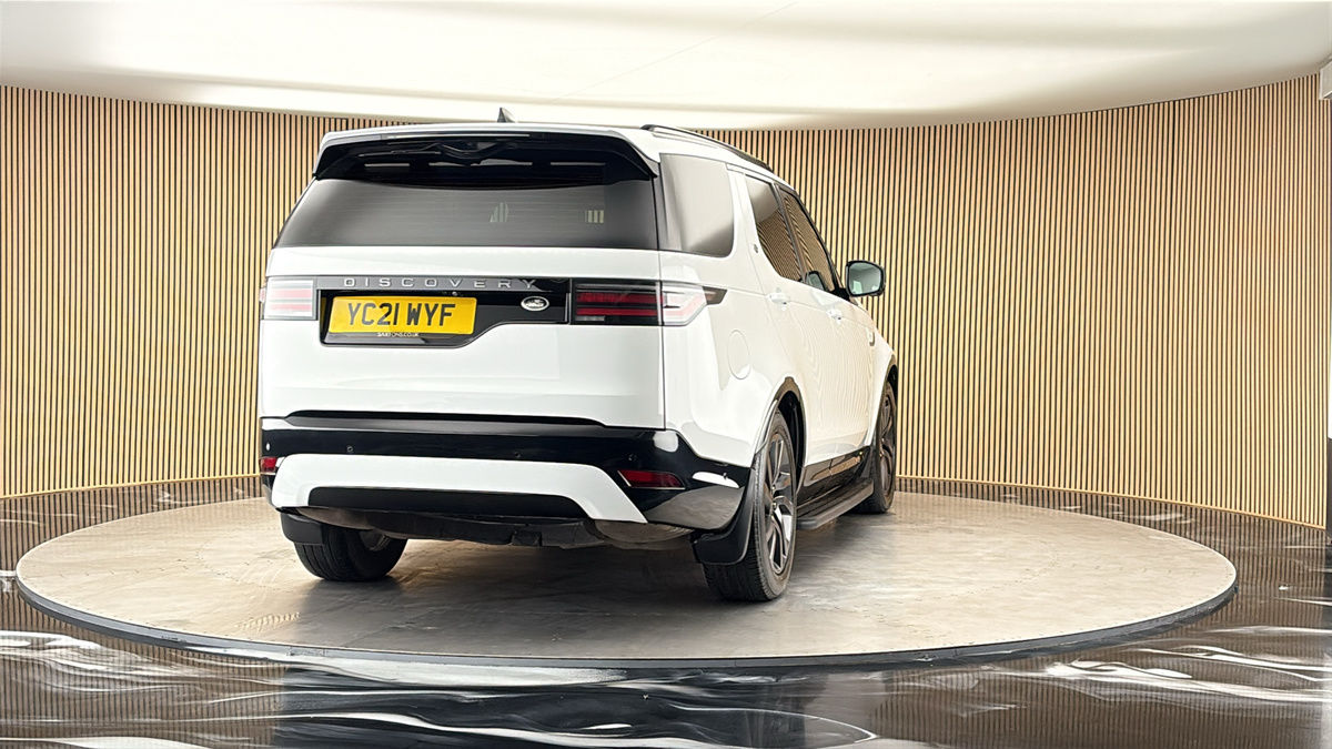 More views of Land Rover Discovery