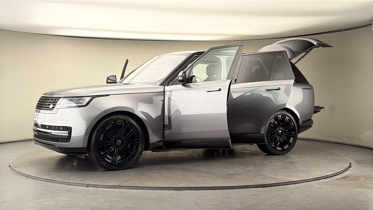 More views of Land Rover Range Rover