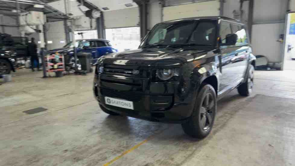 More views of Land Rover Defender 110