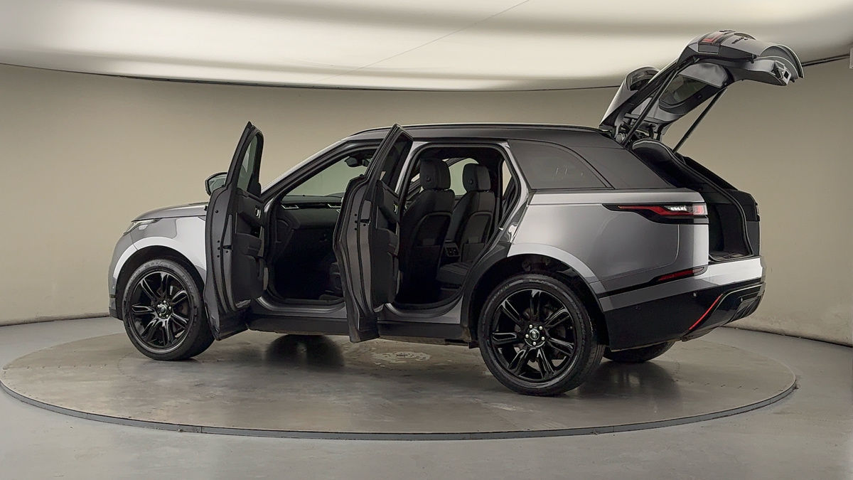 More views of Land Rover Range Rover Velar