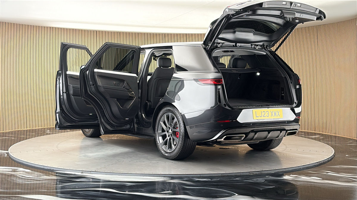 Land Rover Range Rover Sport Image 23