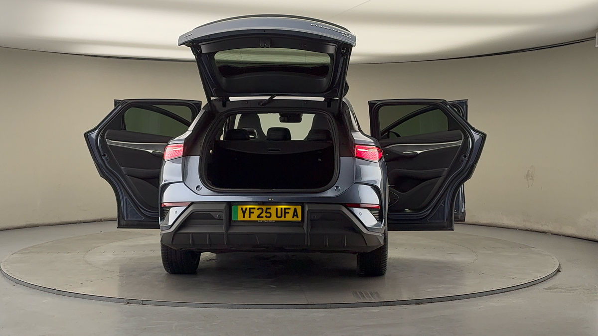 More views of BYD Sealion 7