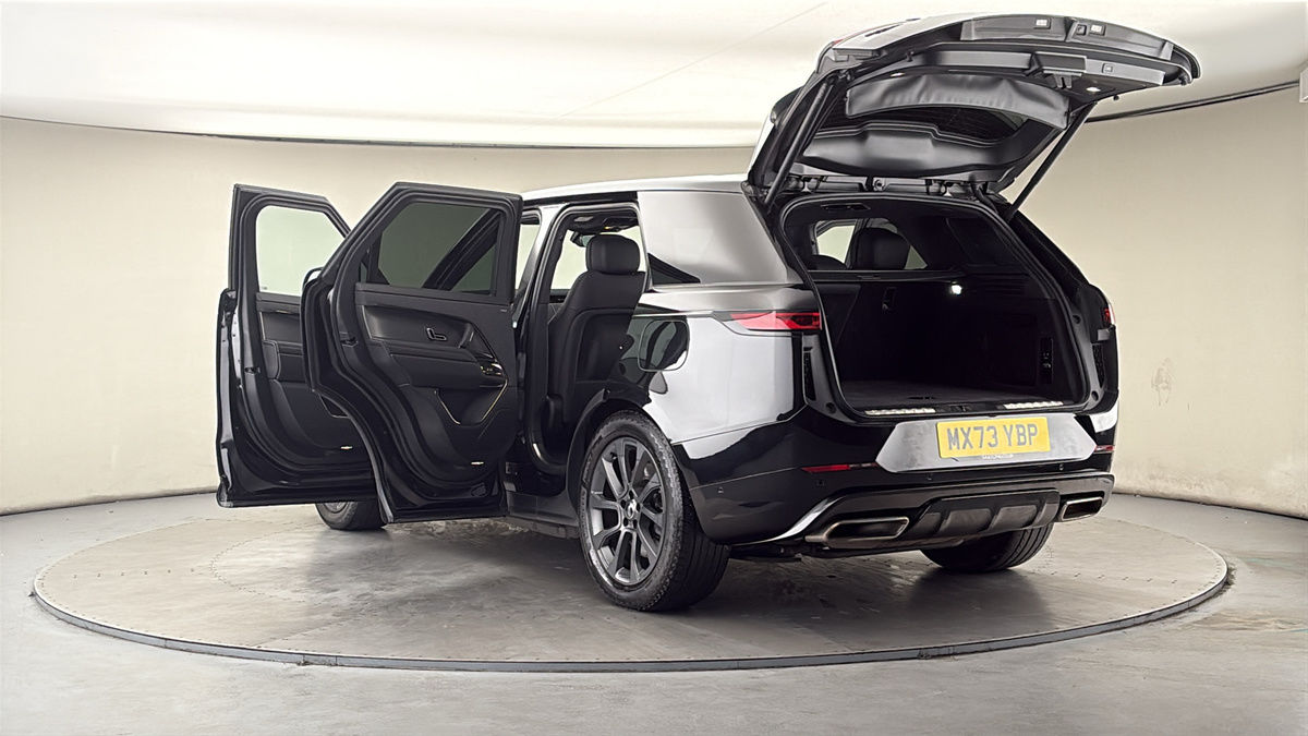 Land Rover Range Rover Sport Image 23