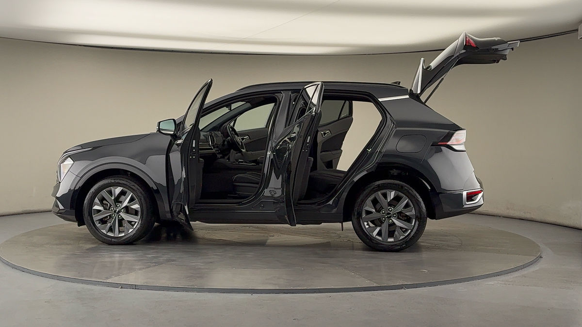 More views of Kia Sportage