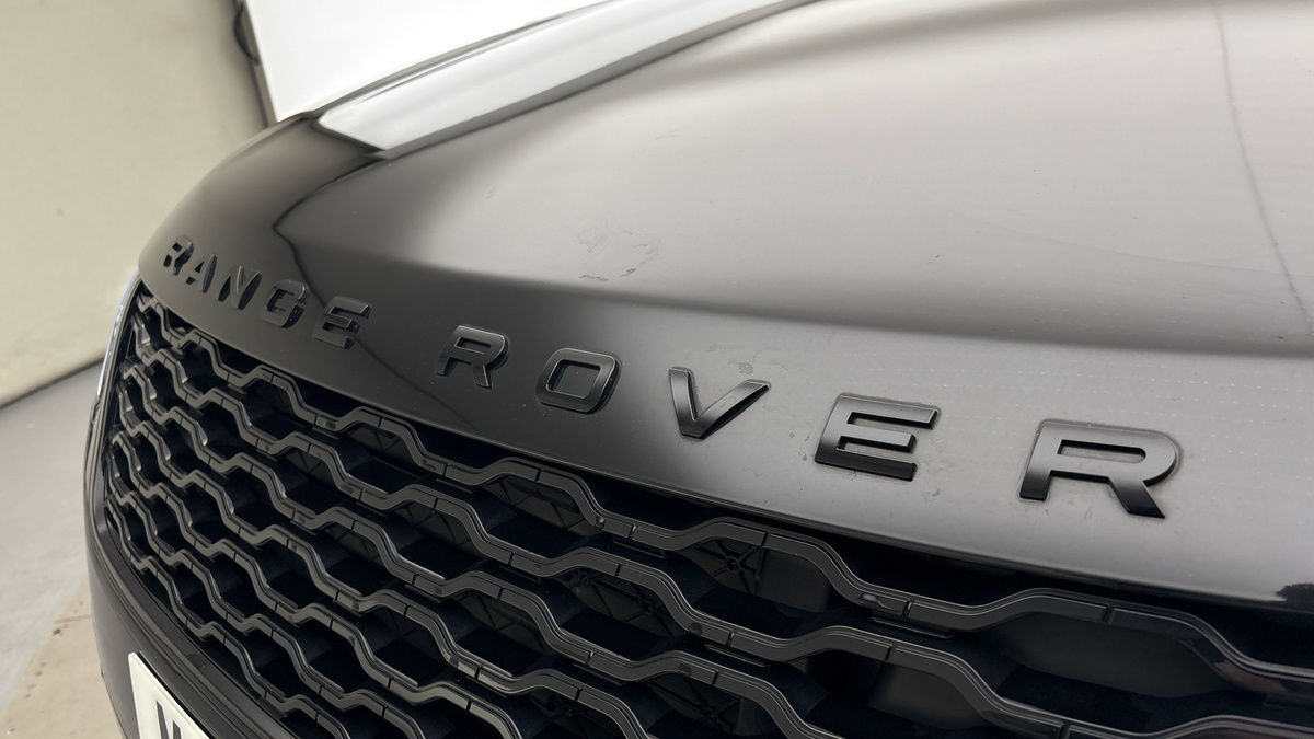 Land Rover Range Rover Velar Image 24
