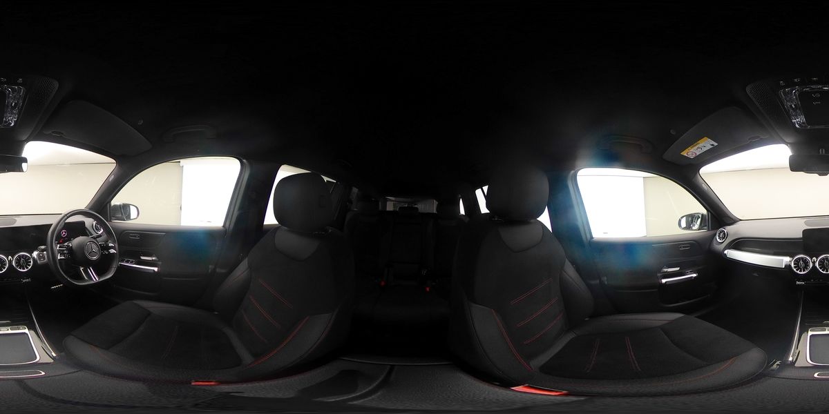 More views of Mercedes-Benz GLB