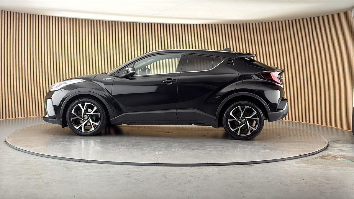More views of Toyota C-HR