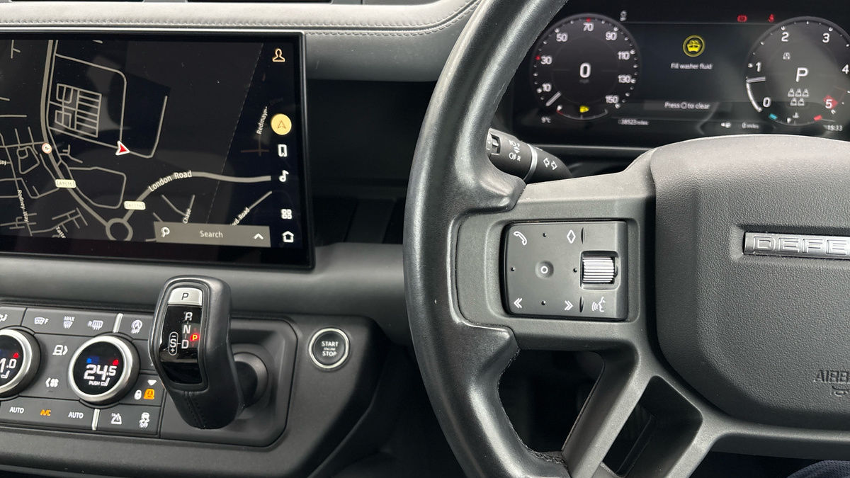 Land Rover Defender 110 Urban Image 13