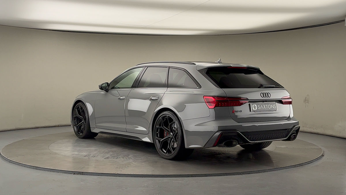Audi RS6 Avant Image 2